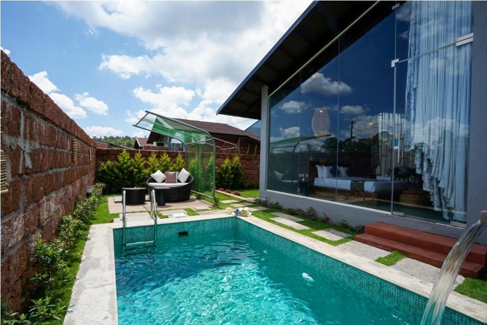Sixth Element Otel Kushālnagar Dış mekan fotoğraf
