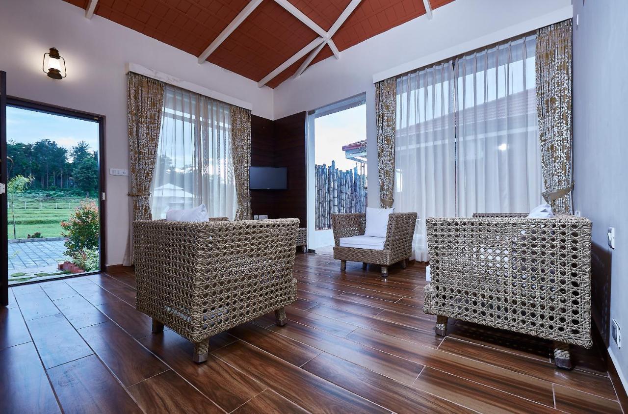 Sixth Element Otel Kushālnagar Dış mekan fotoğraf