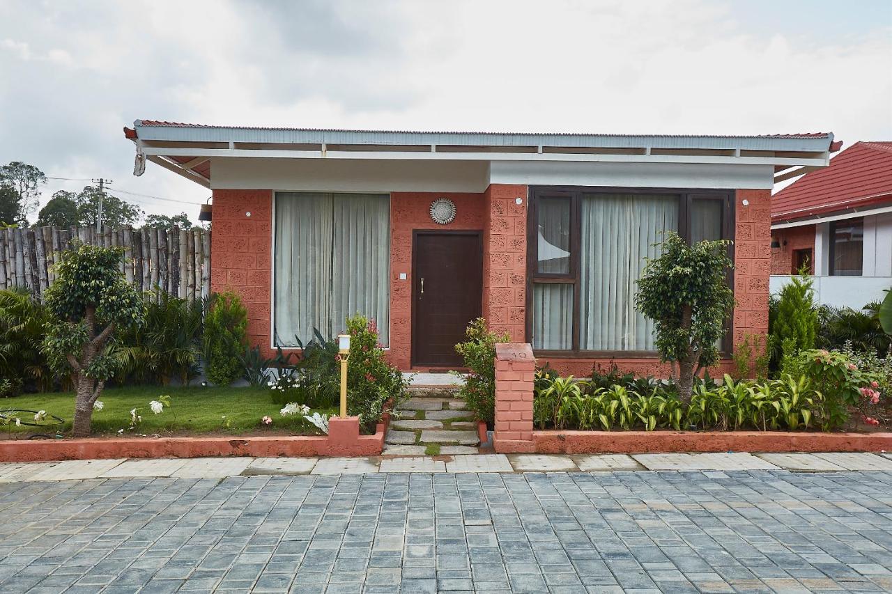 Sixth Element Otel Kushālnagar Dış mekan fotoğraf